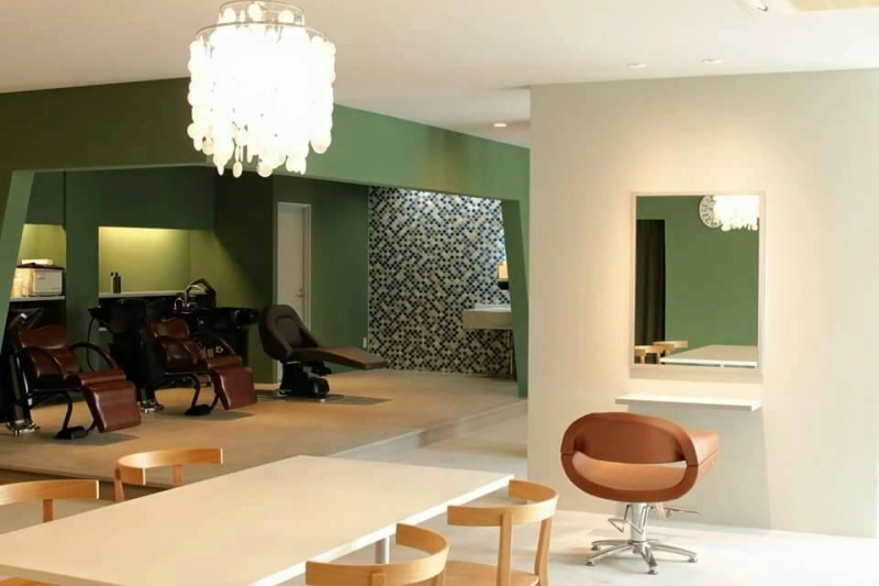 TOTAL BEAUTY BREK TROIS 大垣店